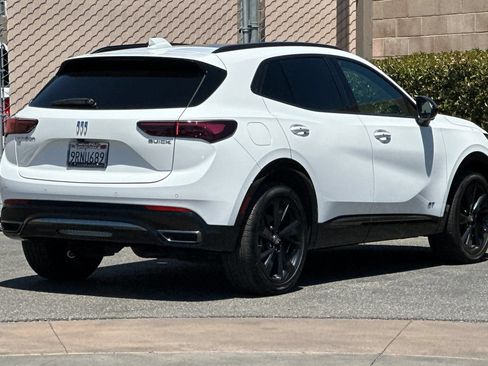 Certified 2025 Buick Envision Sport Touring AWD/4WD image 4