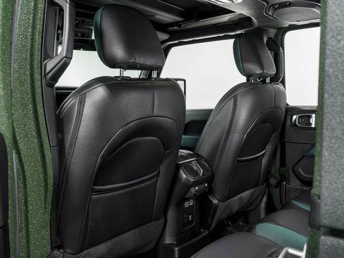 Used 2023 Jeep Wrangler Unlimited Rubicon 392 image 27