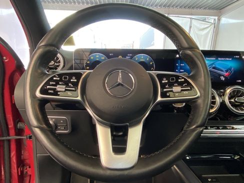 Used 2022 Mercedes-Benz GLA 250 4MATIC image 27