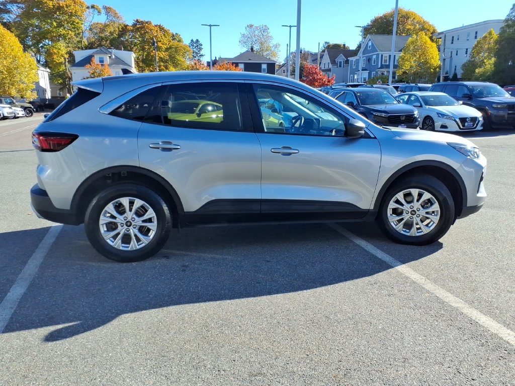 Used 2024 Ford Escape Active AWD/4WD image 4