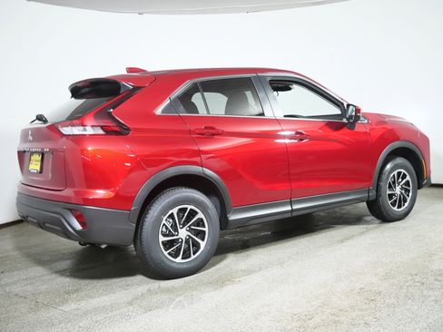 New 2025 Mitsubishi Eclipse Cross ES image 2