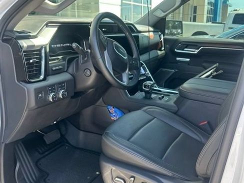 Used 2024 GMC Sierra 1500 Denali w/ Denali Reserve Package AWD/4WD image 10