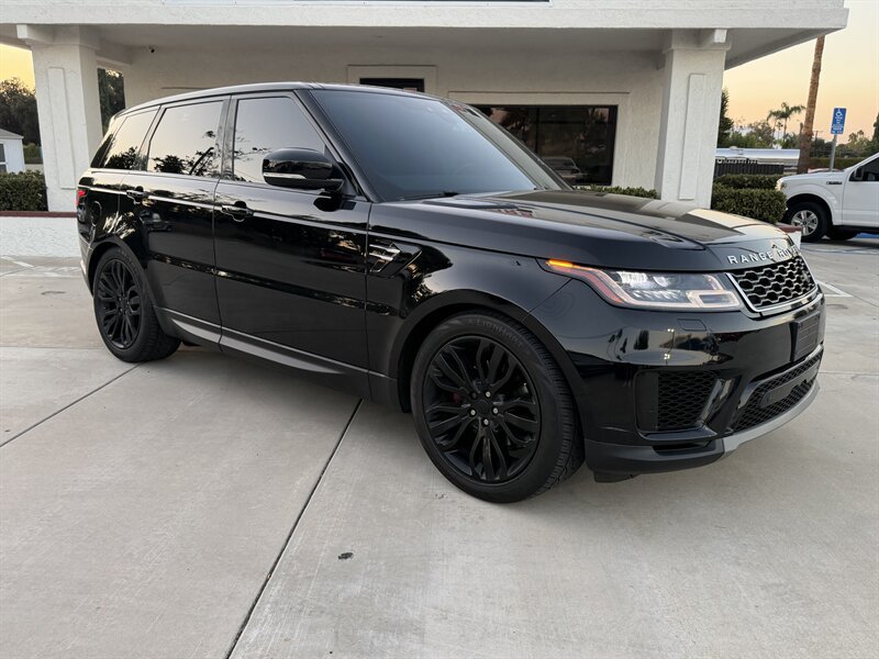Used 2020 Land Rover Range Rover Sport SE AWD/4WD image 7