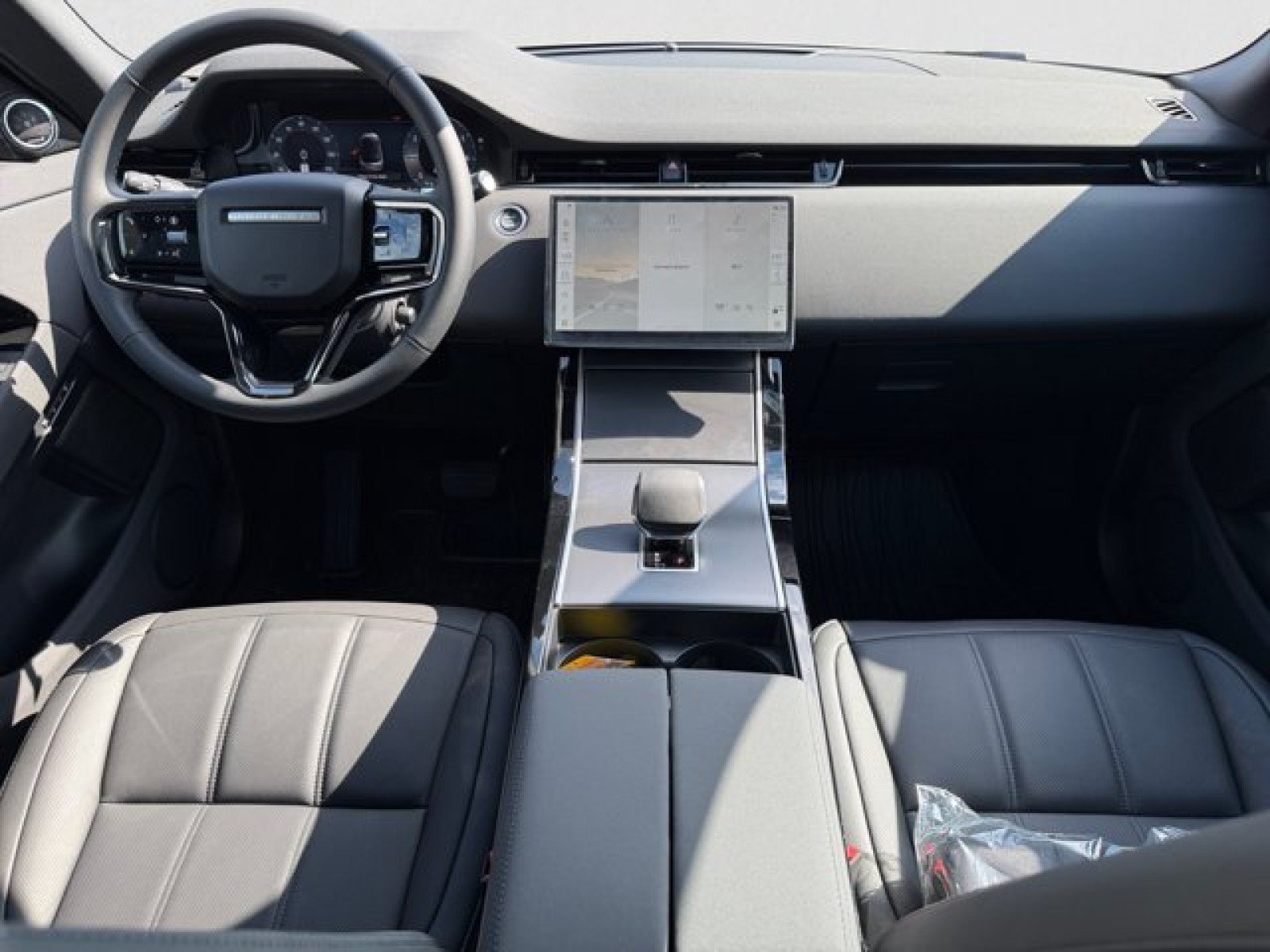 New 2026 Land Rover Range Rover Evoque S AWD/4WD image 13