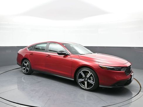 Certified 2024 Honda Accord Sport image 4