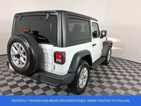 Used 2023 Jeep Wrangler Sport AWD/4WD image 7