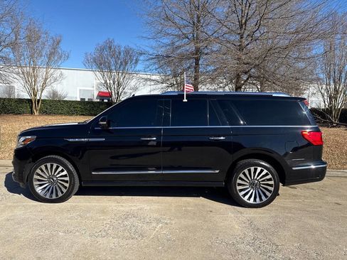 Used 2018 Lincoln Navigator L Reserve w/ Technology Package image 5