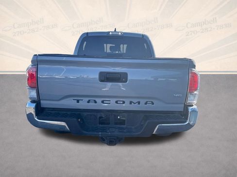 Used 2021 Toyota Tacoma TRD Off-Road image 4