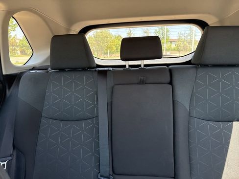 Used 2025 Toyota RAV4 XLE AWD/4WD image 19