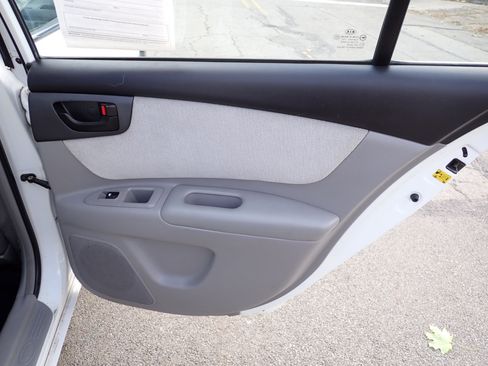 Used 2008 Kia Optima LX image 25