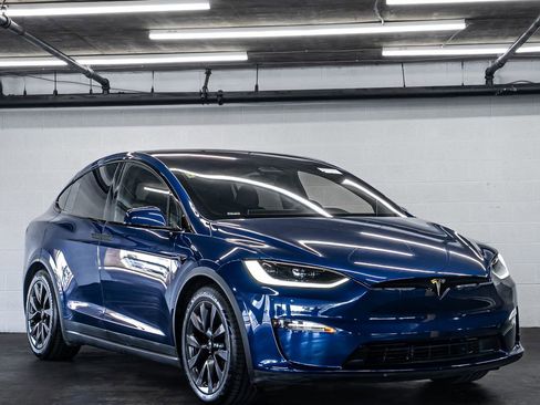 Used 2024 Tesla Model X AWD/4WD image 7