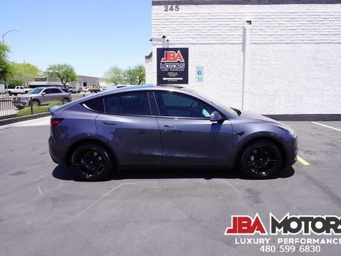 Used 2021 Tesla Model Y Long Range AWD/4WD image 60