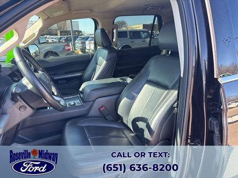 Used 2024 Ford Expedition XLT AWD/4WD image 29