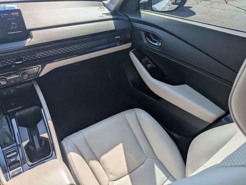 Used 2023 Honda Accord Touring image 16