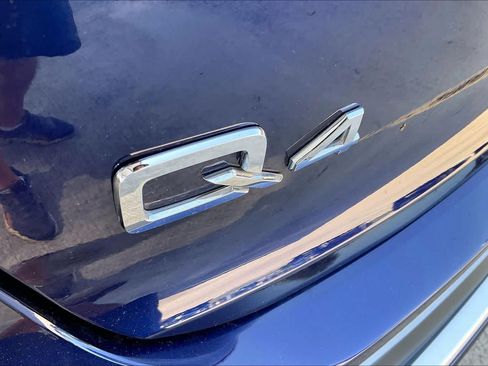 Used 2025 Audi Q4 e-tron Premium Plus w/ Premium Plus AWD/4WD image 30