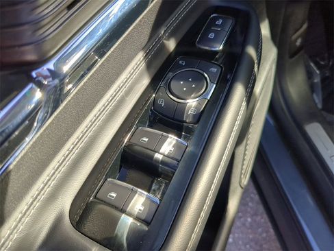 Certified 2022 Lincoln Corsair FWD image 16