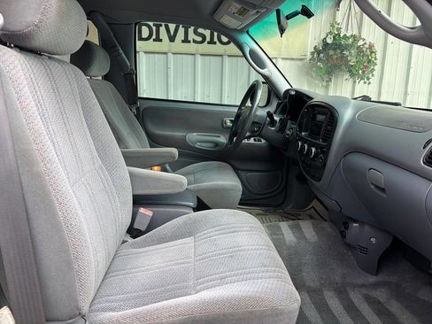 Used 2001 Toyota Tundra SR5 image 14