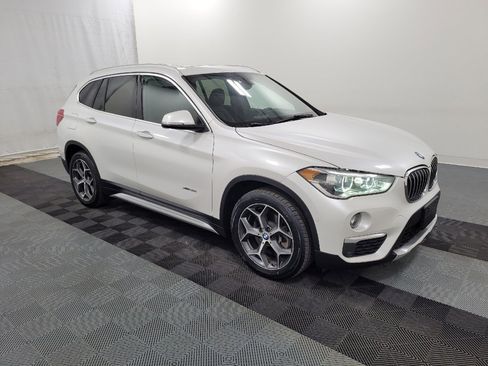 Used 2017 BMW X1 xDrive28i AWD/4WD image 11