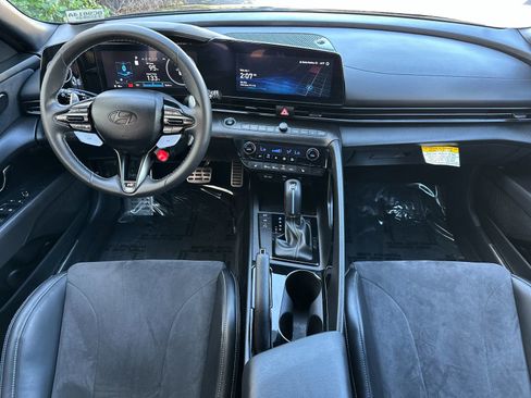 Used 2025 Hyundai Elantra N image 15