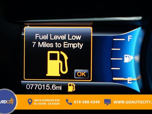 Used 2017 Ford Explorer Limited FWD image 3
