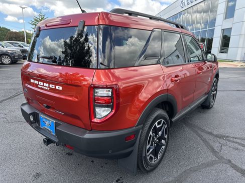 Used 2023 Ford Bronco Sport Outer Banks w/ Tech Package image 3