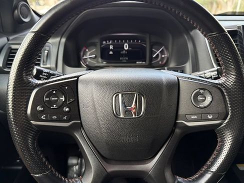 Used 2023 Honda Passport TrailSport image 28