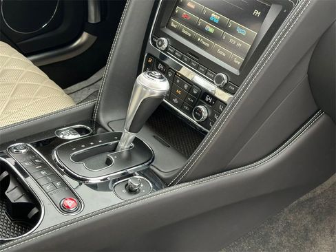 Used 2017 Bentley Flying Spur S V8 image 17