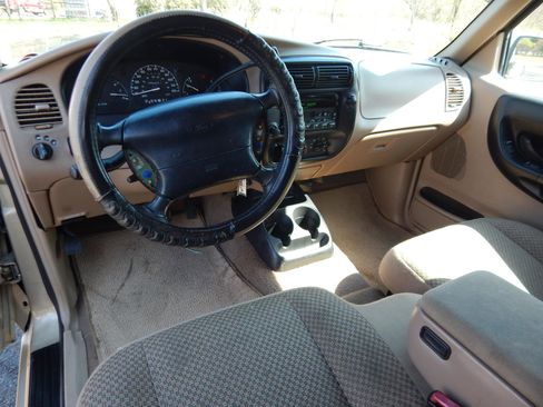 Used 1999 Ford Ranger 2WD SuperCab image 14