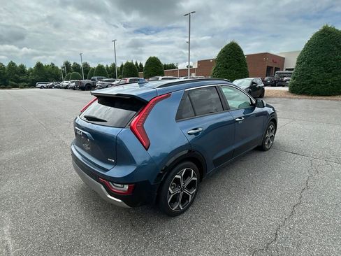 Certified 2023 Kia Niro SX Touring FWD image 16
