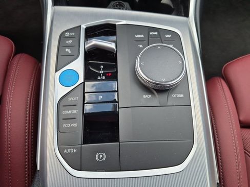 Used 2023 BMW i4 eDrive40 RWD image 10