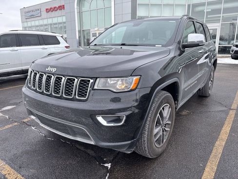 Certified 2020 Jeep Grand Cherokee Limited w/ Luxury Group II image 2