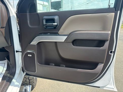 Used 2019 Chevrolet Silverado 2500 LTZ w/ Duramax Plus Package image 27