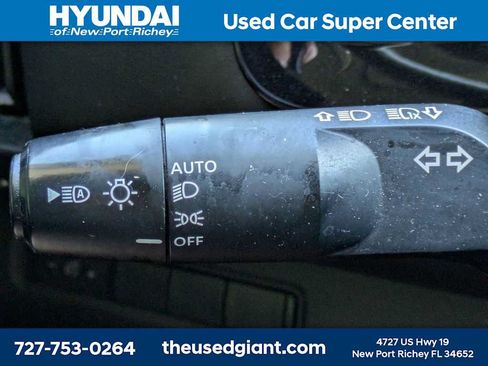 Used 2022 Nissan Pathfinder S FWD image 31