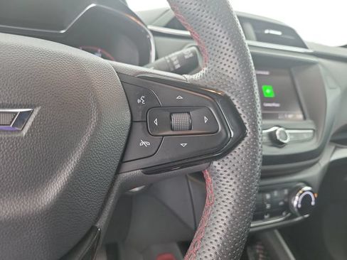 Used 2023 Chevrolet TrailBlazer RS FWD image 24