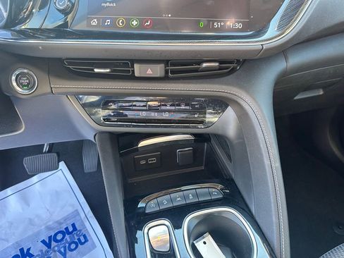 Used 2023 Buick Envision Preferred image 15