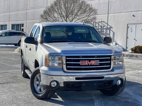 Used 2012 GMC Sierra 1500 SLE w/ Power Tech Package image 8