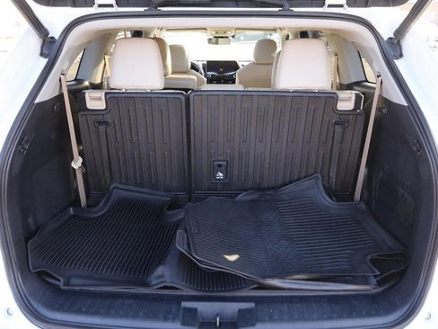 Used 2021 Toyota Highlander Platinum image 7