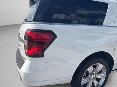 Used 2024 Ford Expedition Max Platinum AWD/4WD image 37