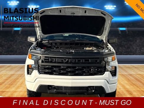 Used 2023 Chevrolet Silverado 1500 Custom image 22