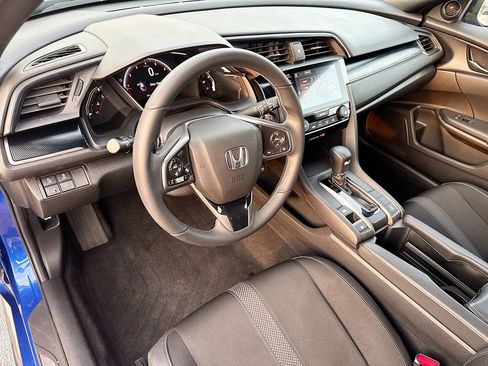 Used 2020 Honda Civic Sport image 10