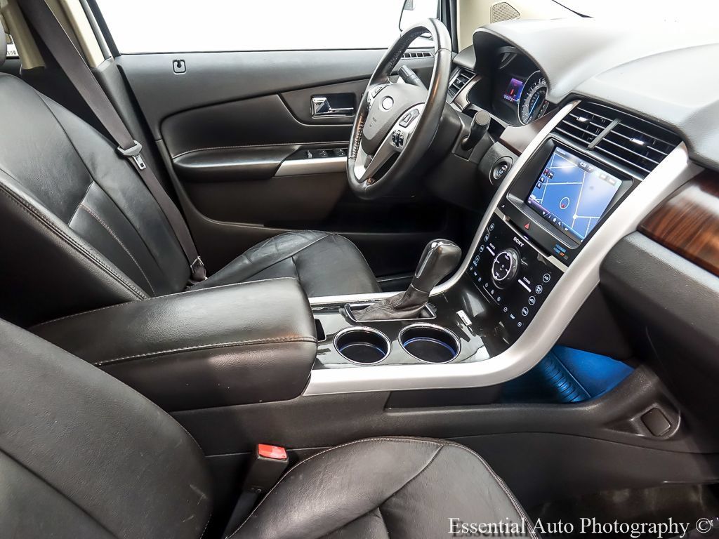 Used 2013 Ford Edge Limited AWD/4WD image 27