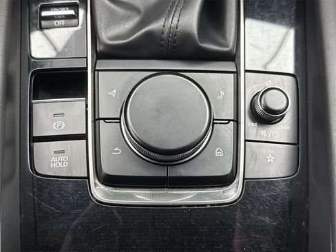 Used 2019 MAZDA MAZDA3 Hatchback w/ Premium Package image 30