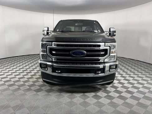 Used 2022 Ford F250 Lariat w/ Chrome Package image 10