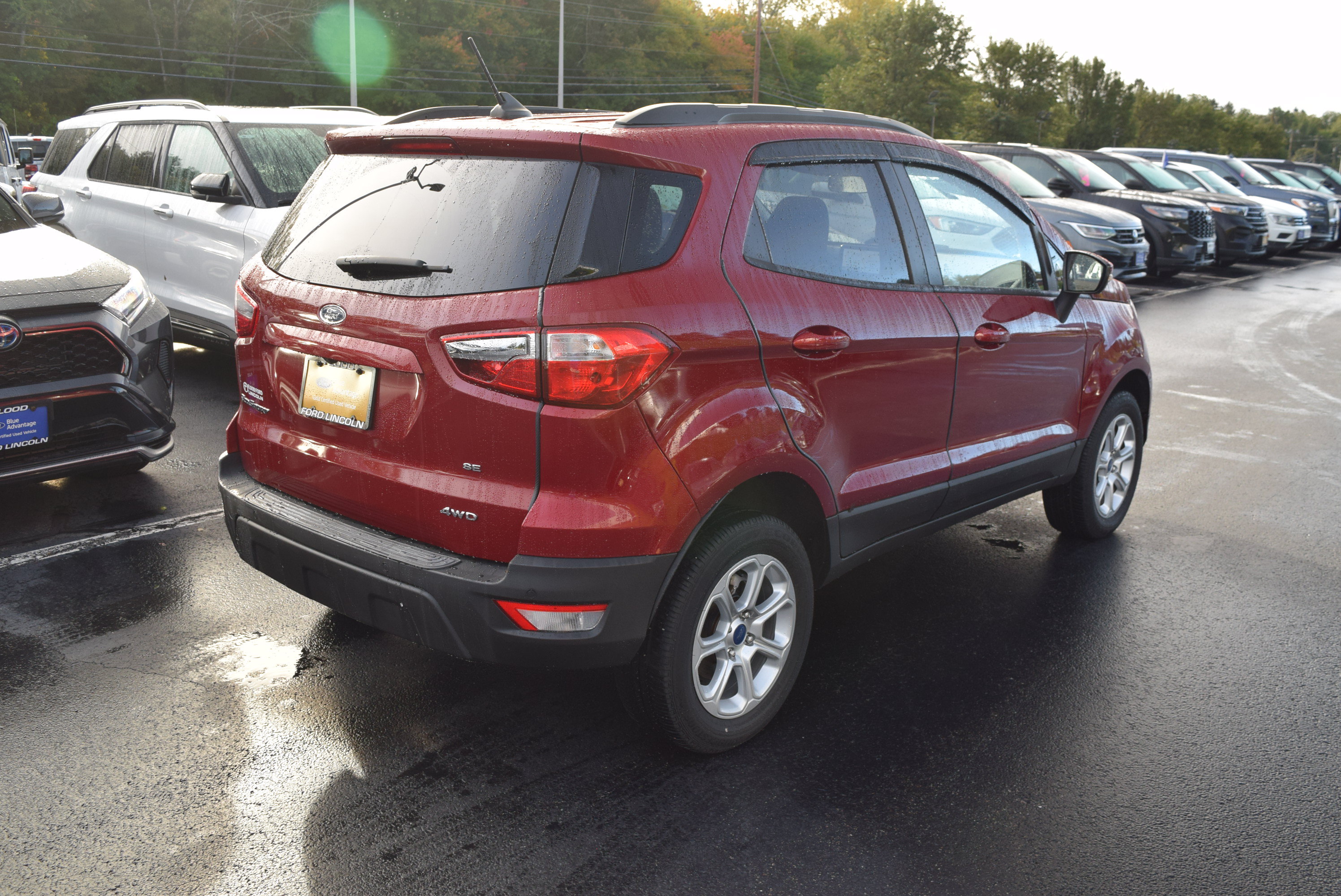 Used 2022 Ford EcoSport SE w/ SE Convenience Package AWD/4WD image 4