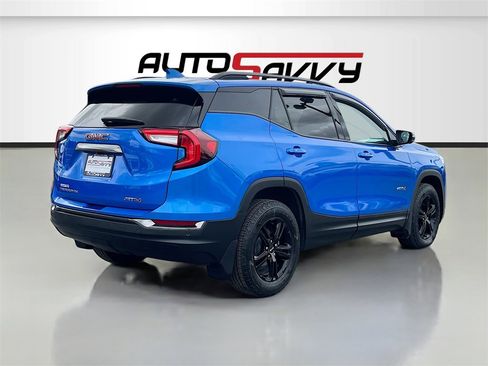 Used 2024 GMC Terrain AT4 w/ Infotainment Package II image 7