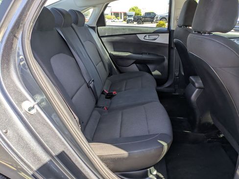 Used 2024 Kia Forte LXS w/ LXS Technology Package FWD image 28