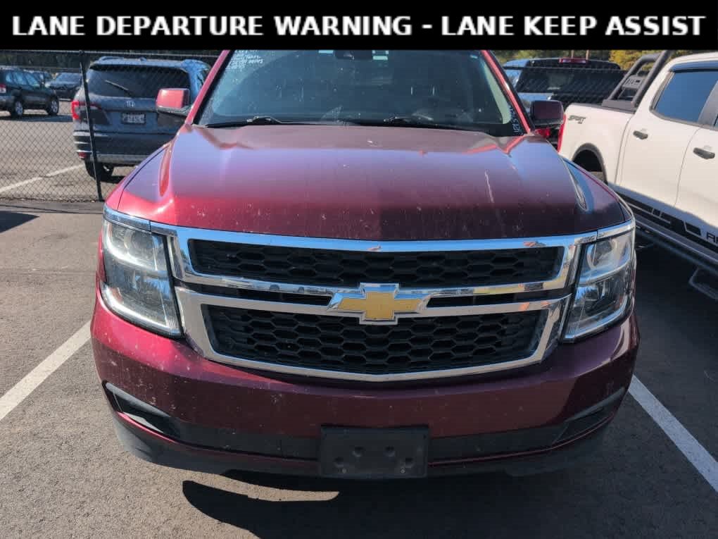 Used 2018 Chevrolet Tahoe LT w/ Luxury Package RWD image 2