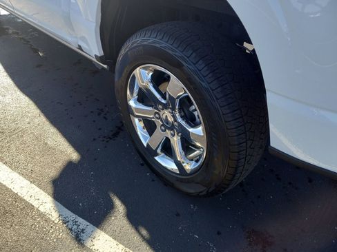 Used 2023 Ford F150 Lariat w/ Equipment Group 502A High image 10