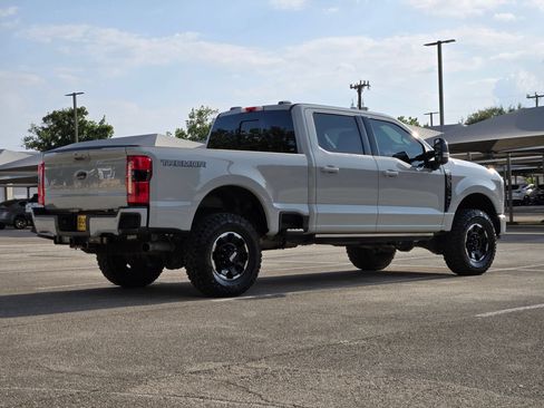 Used 2025 Ford F250 Lariat w/ Lariat Ultimate Package AWD/4WD image 3