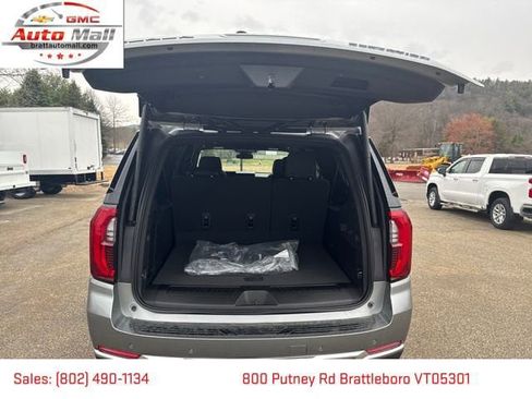 New 2026 GMC Yukon XL Elevation AWD/4WD image 12
